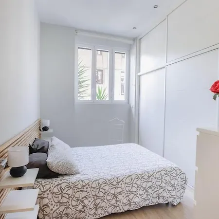 Alquiler Piso Con Terraza Parejas O Familias サン・セバスティアン