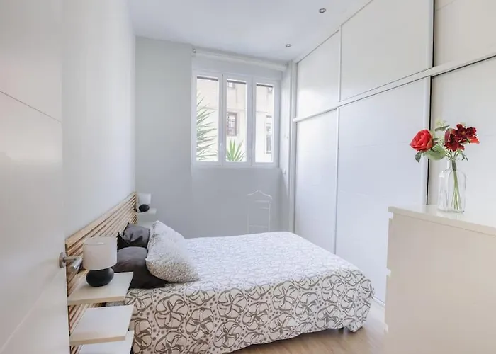 Alquiler Piso Con Terraza Parejas O Familias サン・セバスティアン