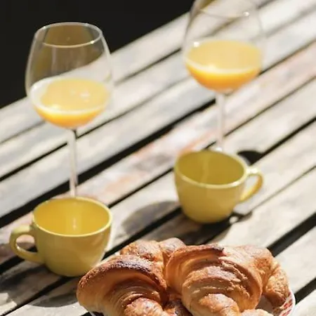 Alquiler Piso Con Terraza Parejas O Familias דירה Pasajes Ancho