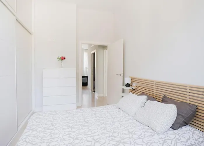 Alquiler Piso Con Terraza Parejas O Familias Pasajes Ancho