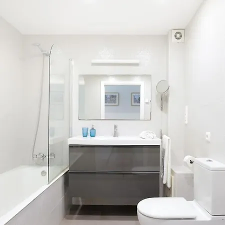 Appartement Alquiler Piso Con Terraza Parejas O Familias Pasajes Ancho